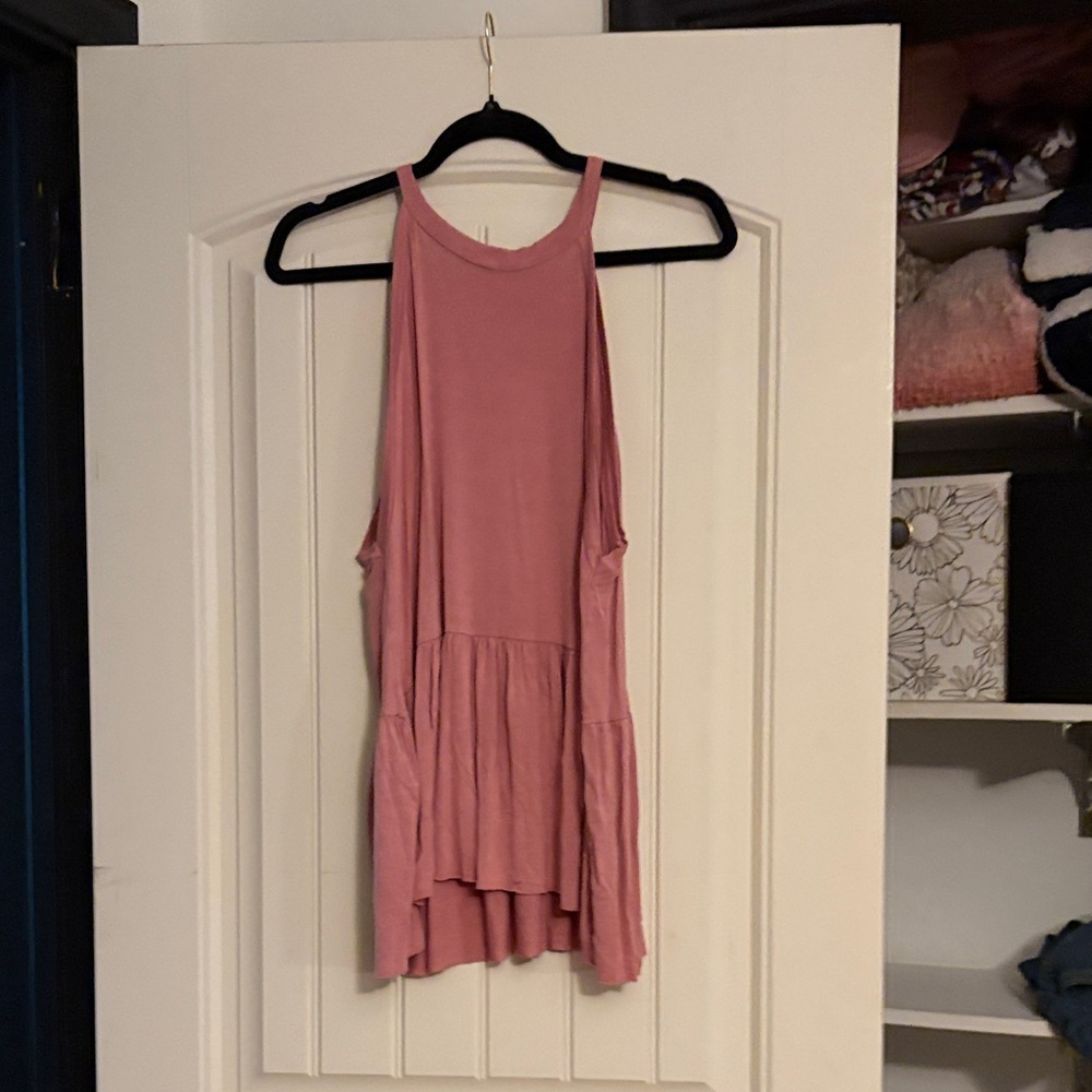 Pink tank top